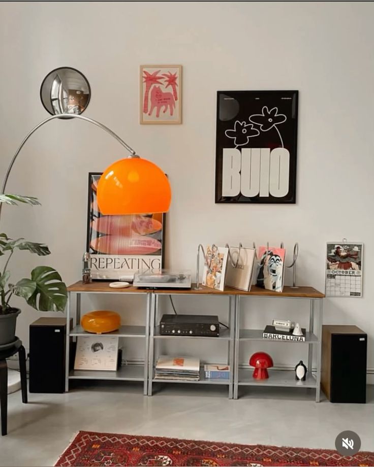 The Top 10 Décor Essentials Every Aesthetic Room Needs